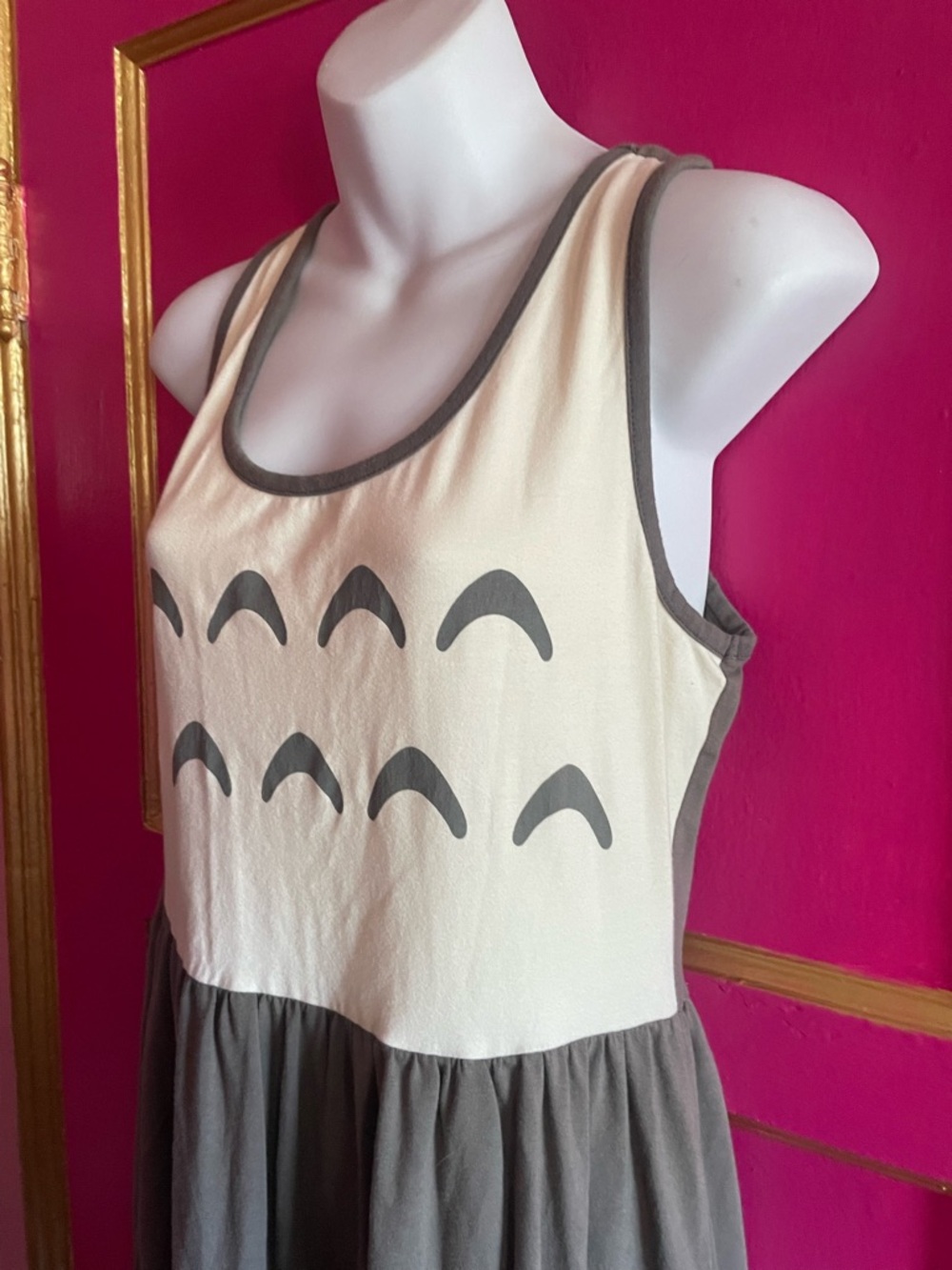 Her Universe My Neighbor Totoro Gray and Cream Totoro Graphic Skater dress XL - Picture 3 of 5